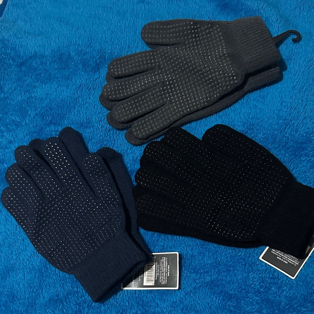 West Loop Men's Black and Dark Gray Gloves Trio